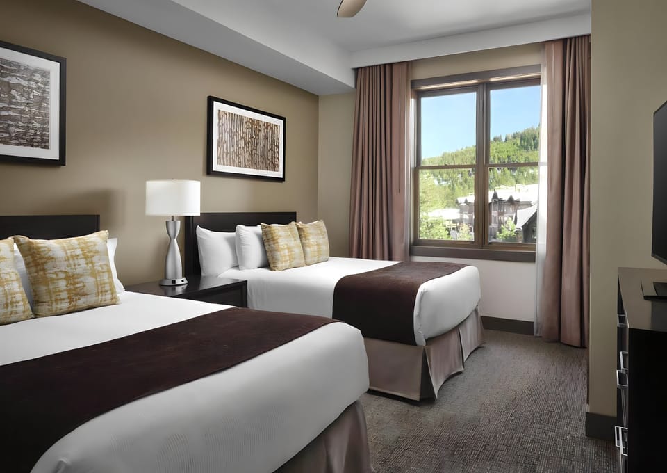 Guest bedroom