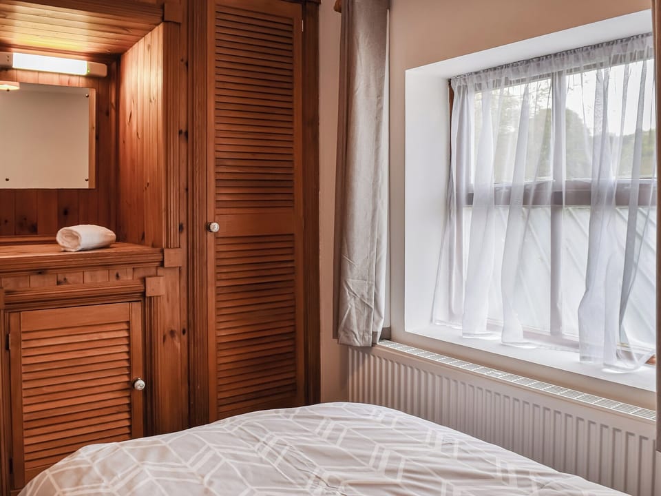 Bathroom | Voelas Cottage Annexe, Pontybodkin, near Mold