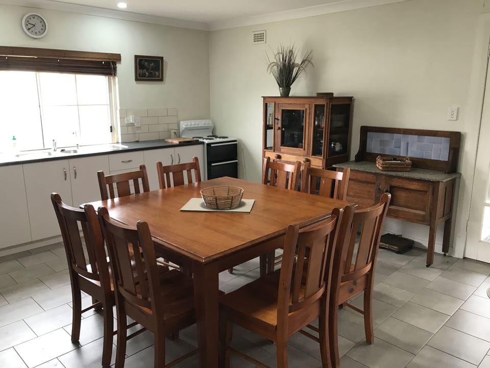 Country Kitchen 8 Seat Dining Table