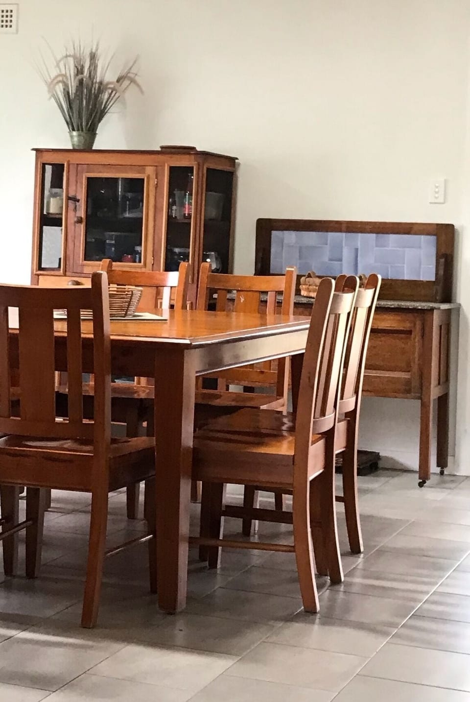 Country Kitchen 8 Seat Dining Table