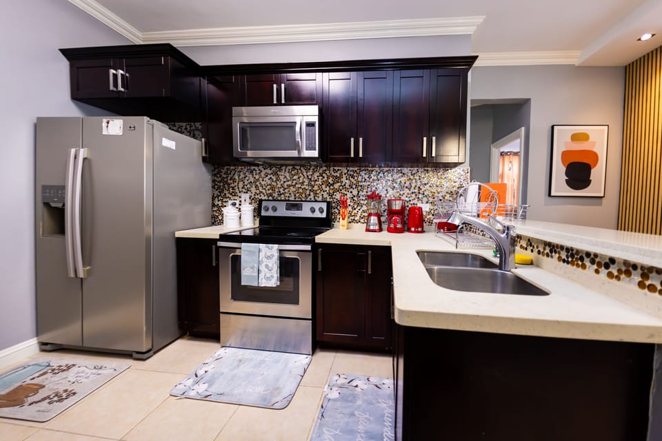 Full service kitchen 