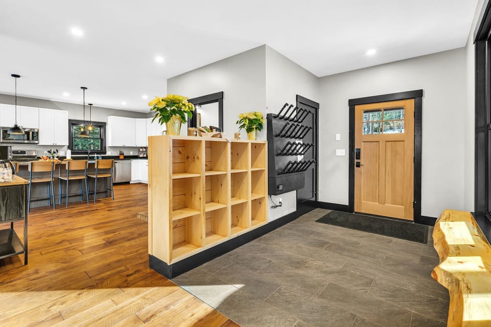 Plenty of space to store your gloves, hats, and coats.