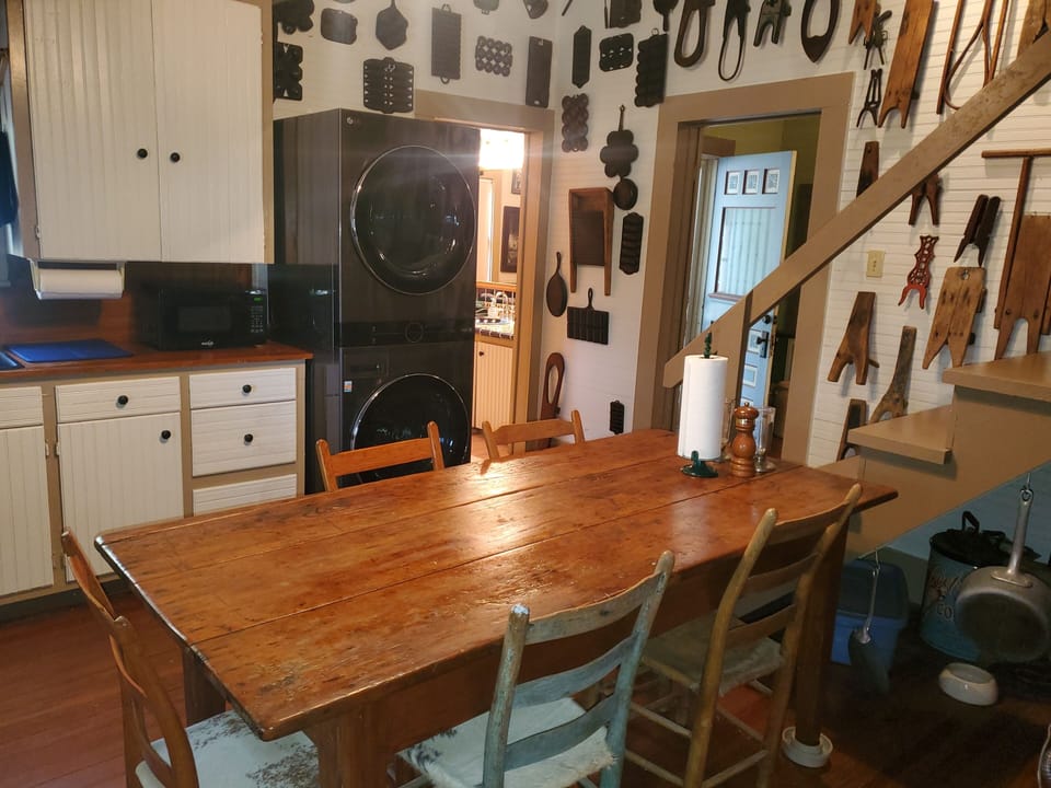 kitchen with stackable laundry