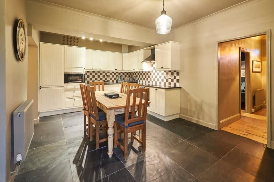 Prospect Cottage, Staveley-in-Cartmel - Host & Stay