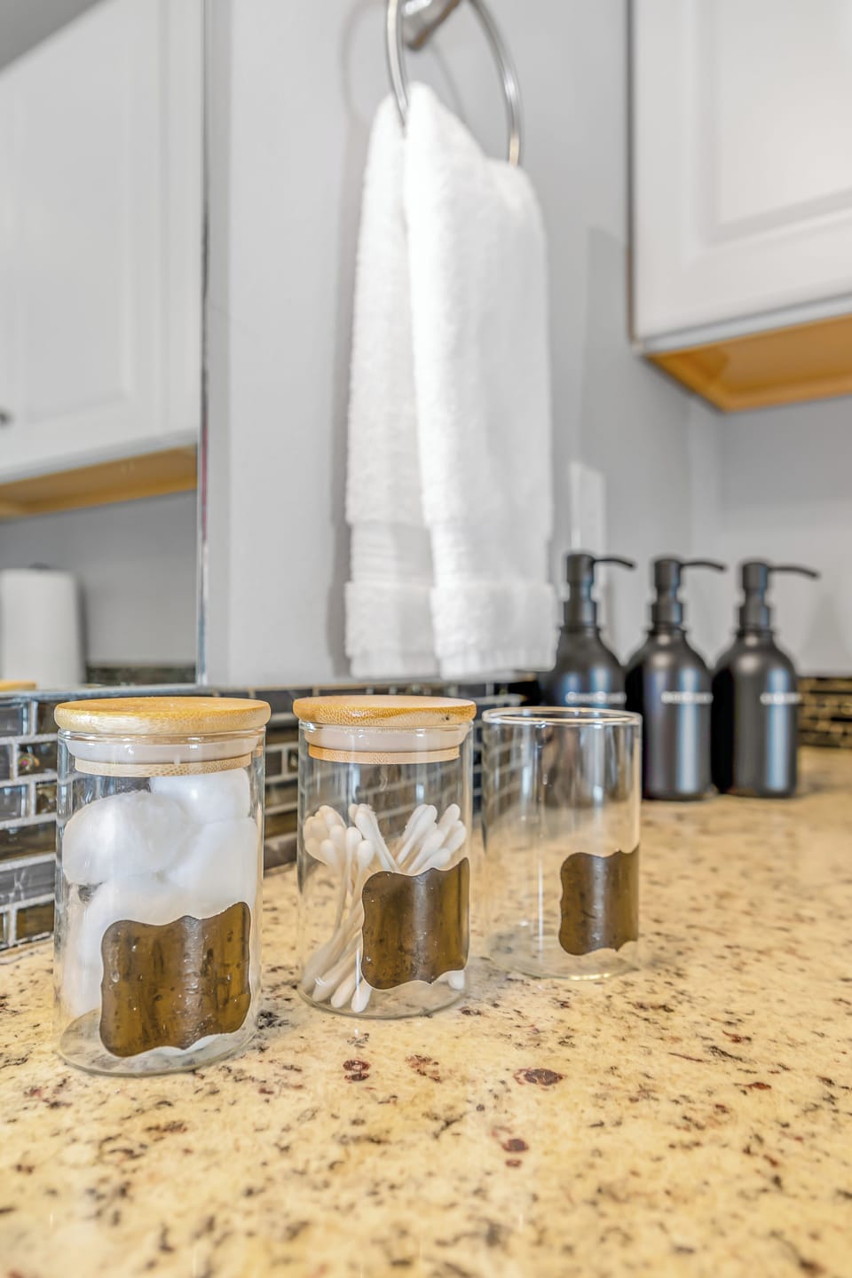 Bathroom amenities