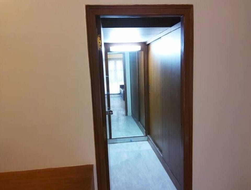 Walk-in closet / dressing area attached to Master bedroom