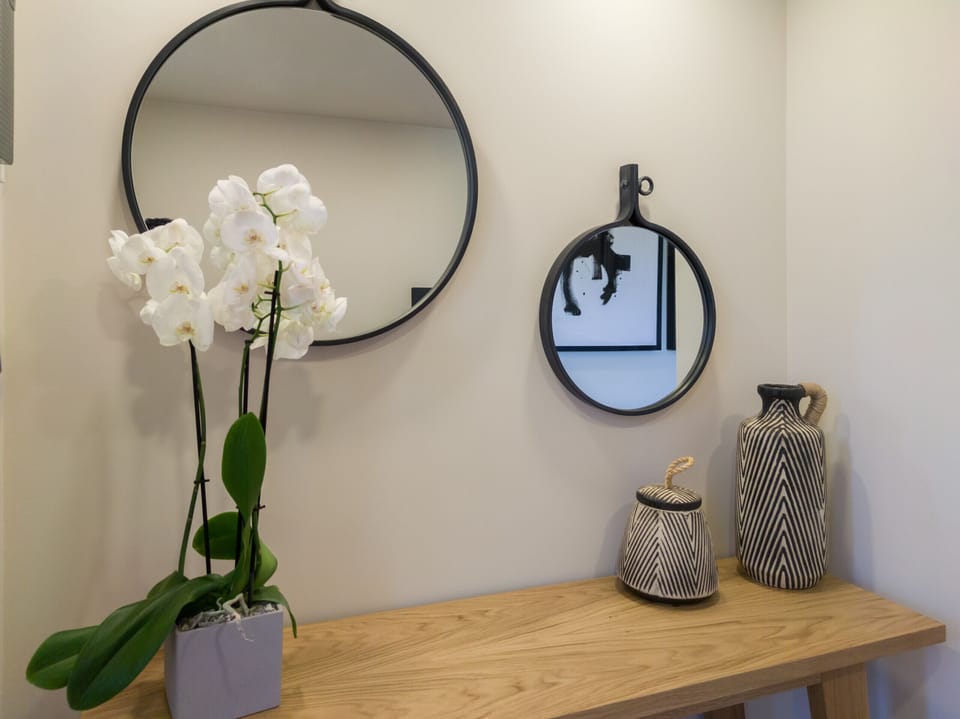 Kipo Paradiso 6 Yoga & Spa Resort, Modern Furnishings