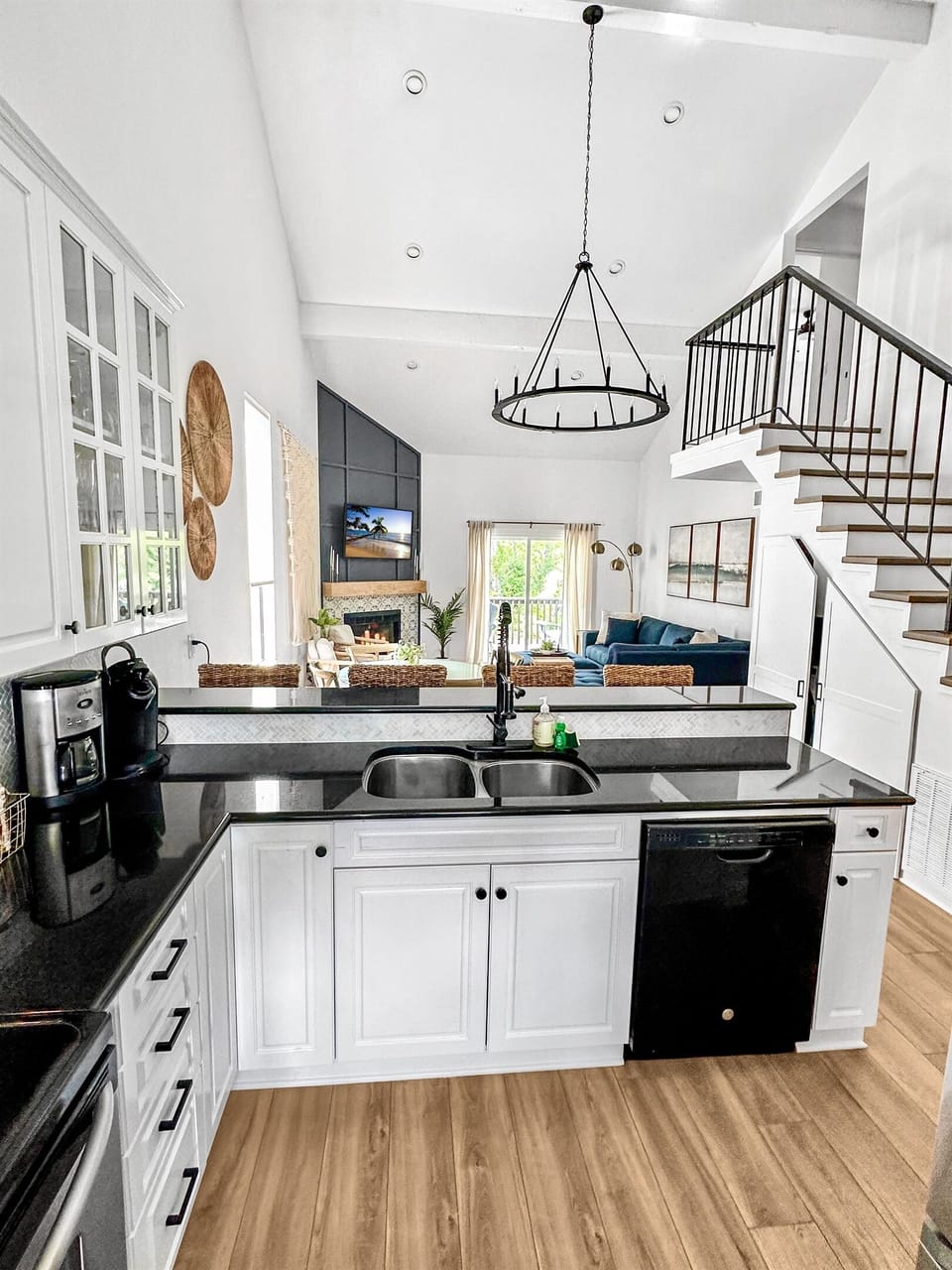 Kitchen is fully-equipped with stainless steel appliances and all the cookware, bakeware and small appliances you'll need.