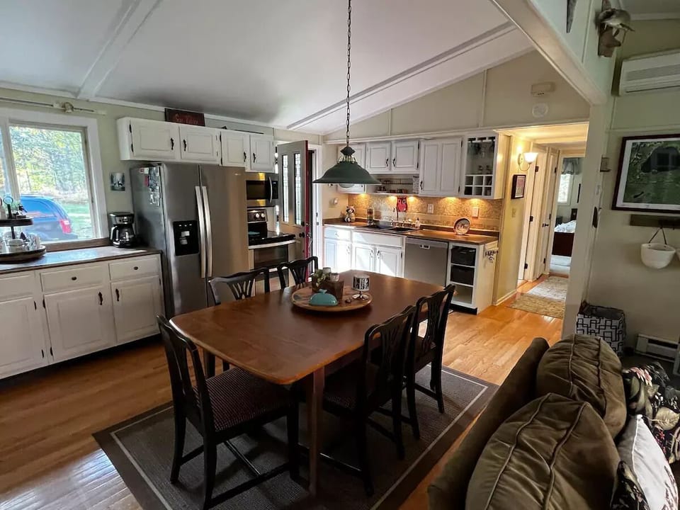 Kitchen. 