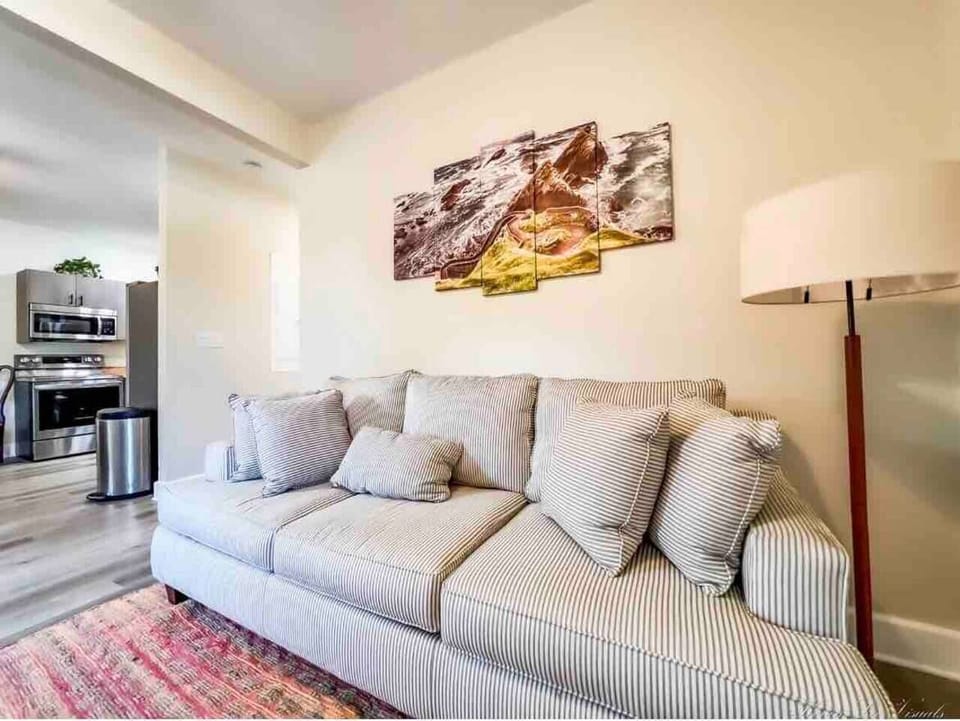 Relax in the plush couch for visiting, watching a 55 smart tv, or playing games