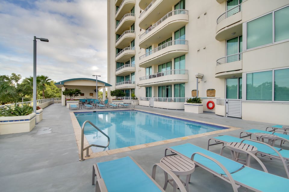 Ocean Club | Community Outdoor Pool