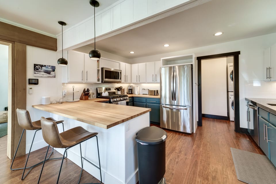 Chef's Kitchen | Cooking Basics Supplied