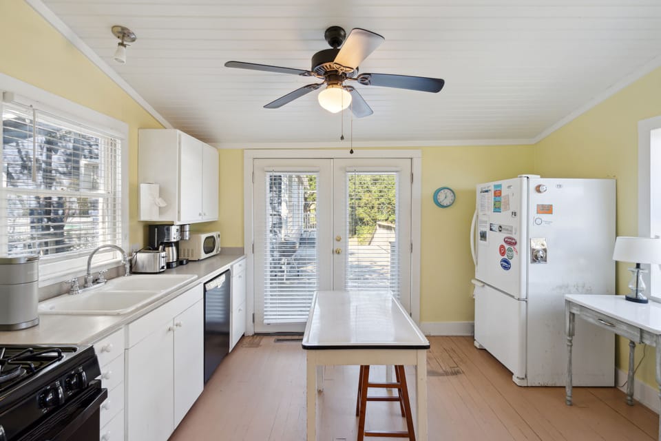 House 1: Kitchen
