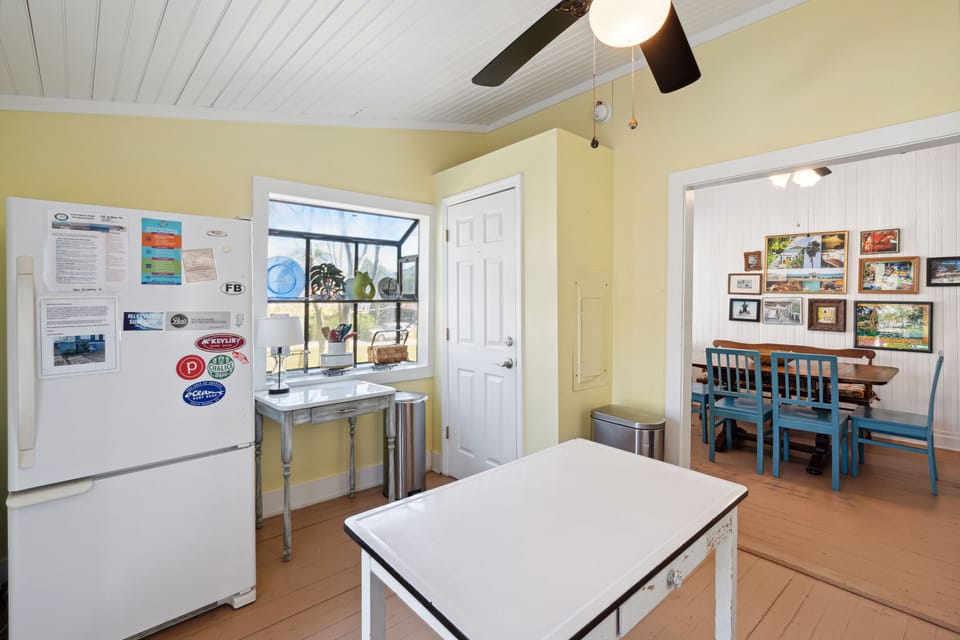 House 1: Kitchen