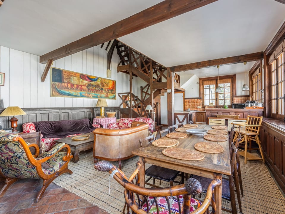 Charmant salon lumineux