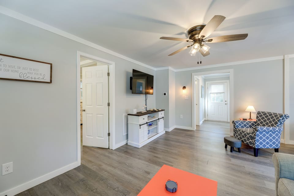 Living Room | Smart TVs | Free WiFi | Queen Sleeper Sofa