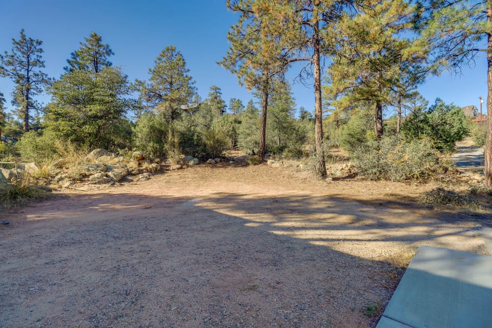 Parking | Driveway (4 Vehicles) | RV/Trailer Parking