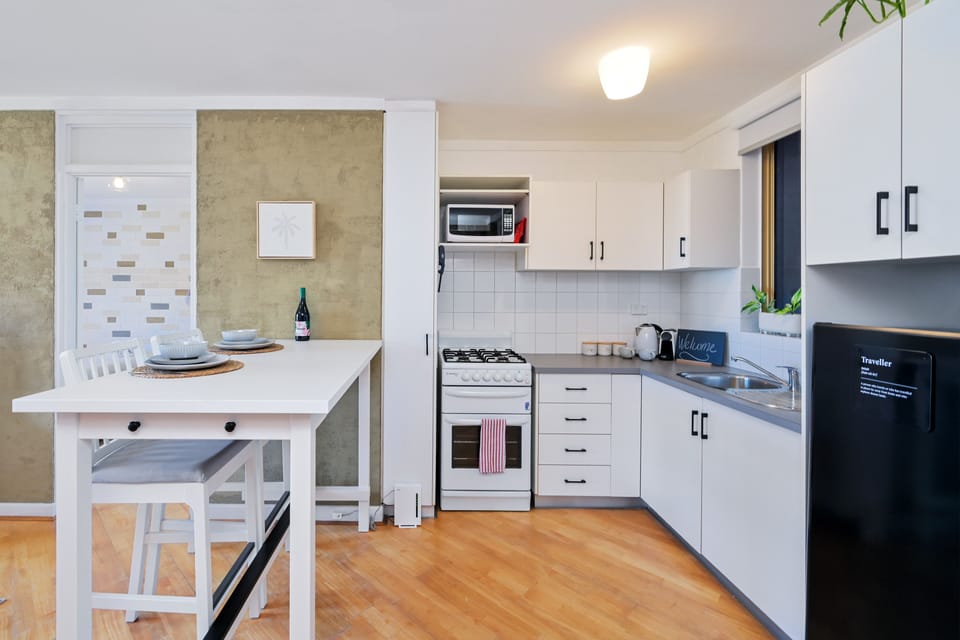 Kitchen and dining rooms