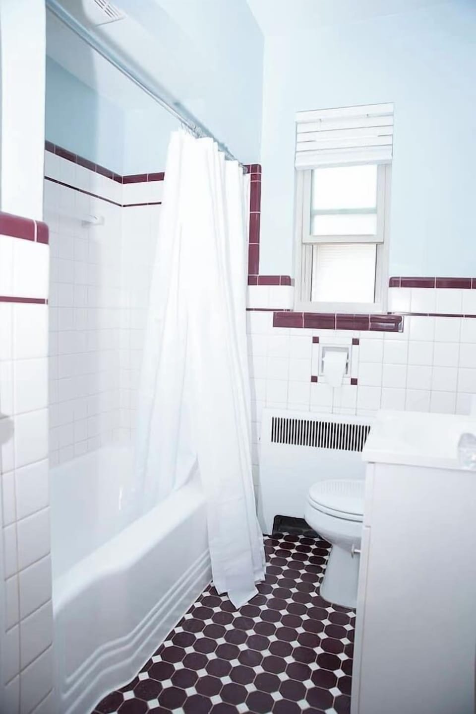 Full bathroom