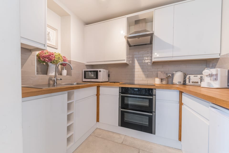 Pottery Gate Kitchen