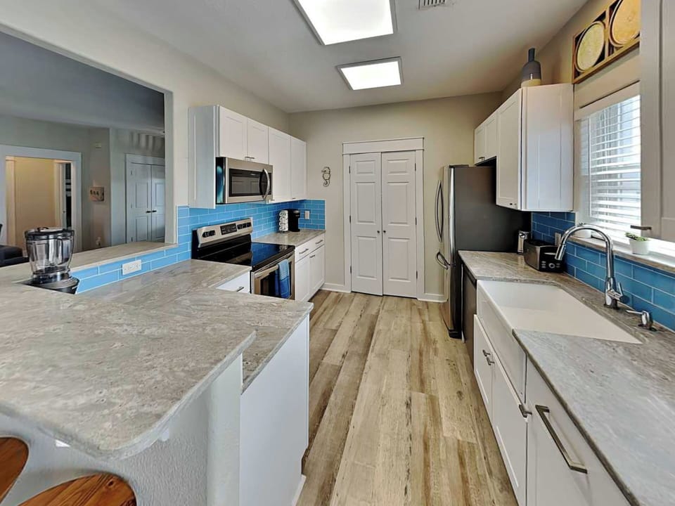 Full Kitchen - Stainless Steel Appliances - Second Floor
