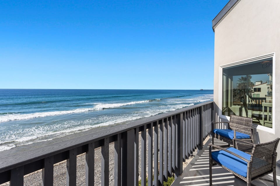 Private balcony overlooking the ocean
