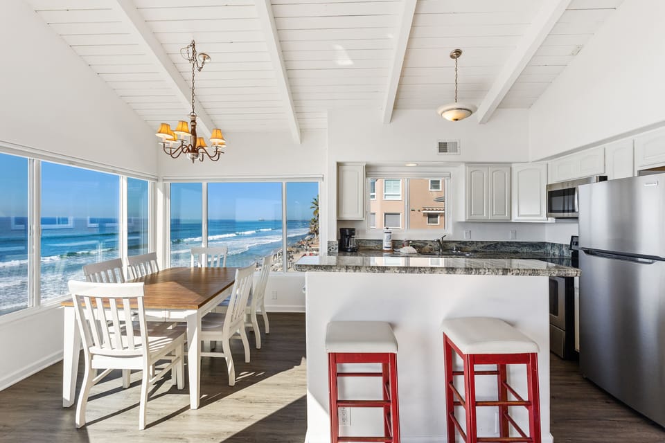 Spacious kitchen dining area