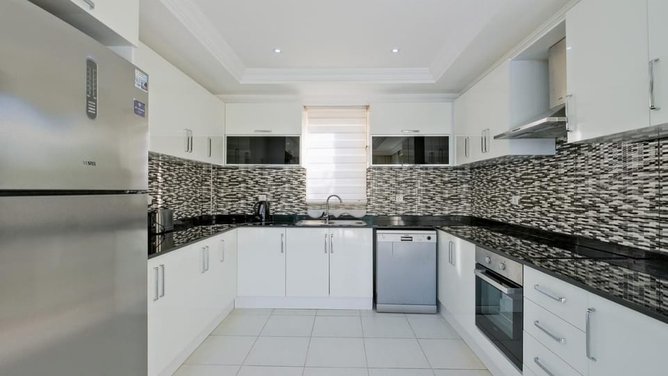 Equipped kitchen 