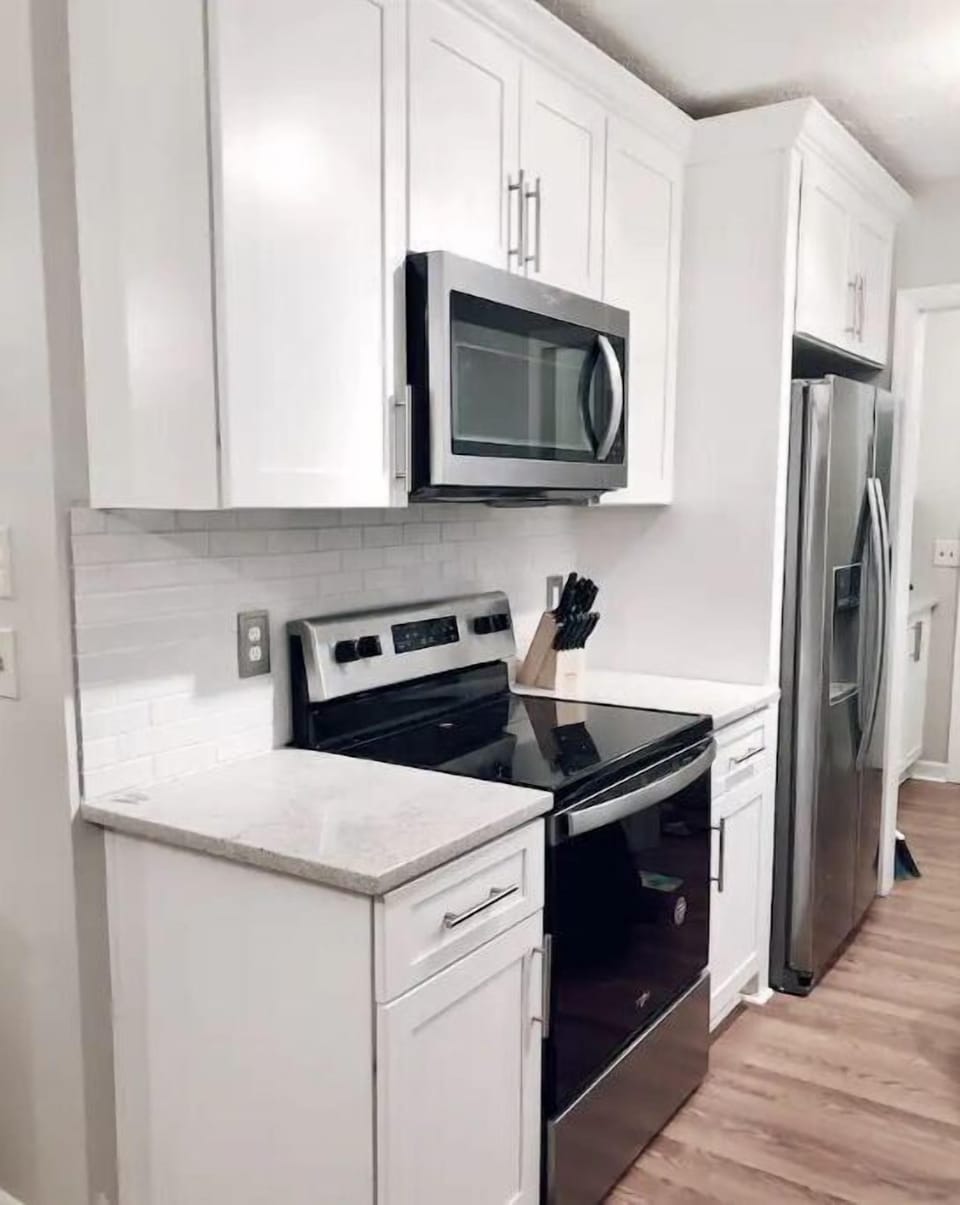 Fully renovated and equipped kitchen