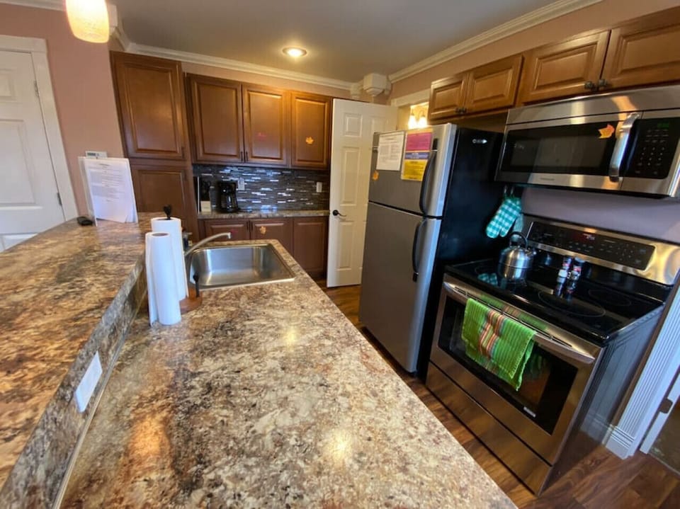 Another view of the kitchen.  We have nice appliances for your use during your stay.