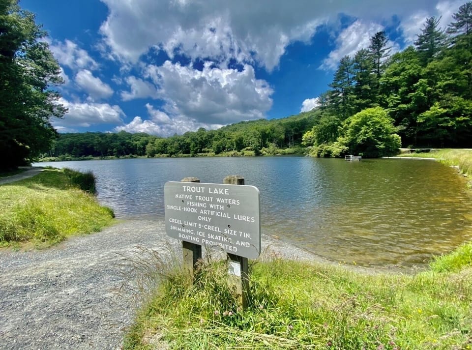 Trout lake 5-7 mins drive from thr house. Good for fishing and hiking around 