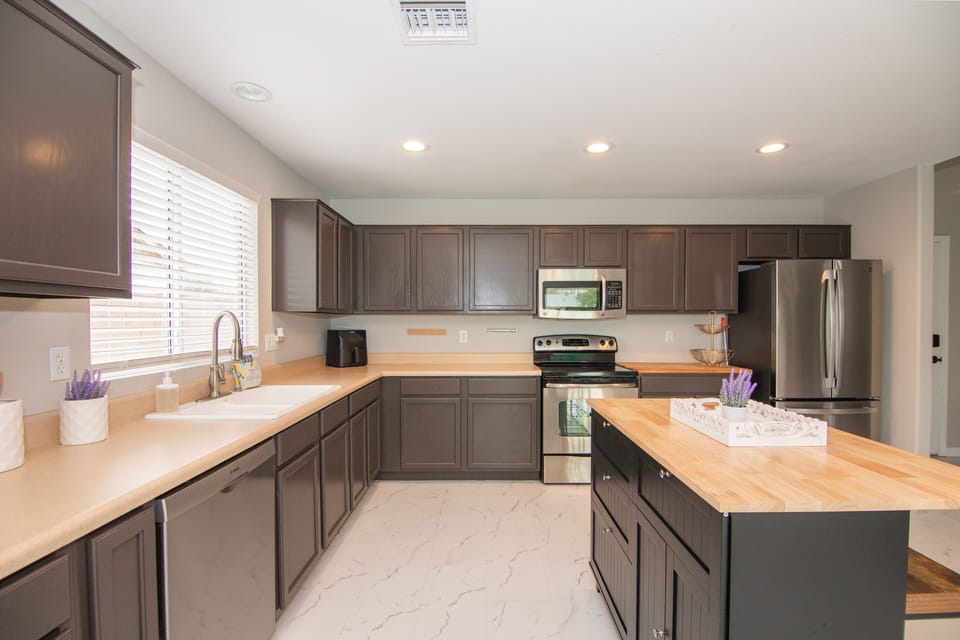 Other angles of the kitchen.