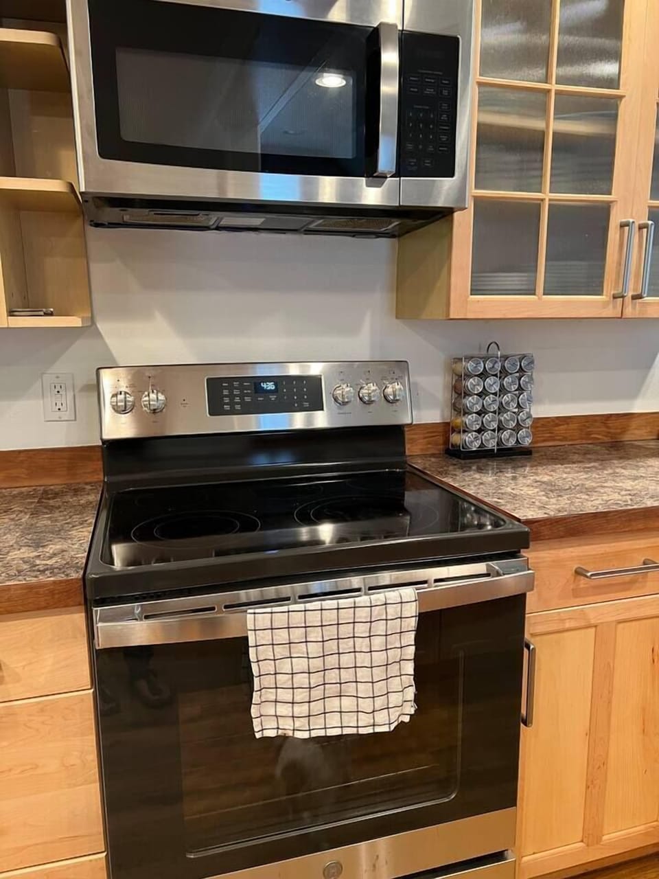 Stove (new June 2023)