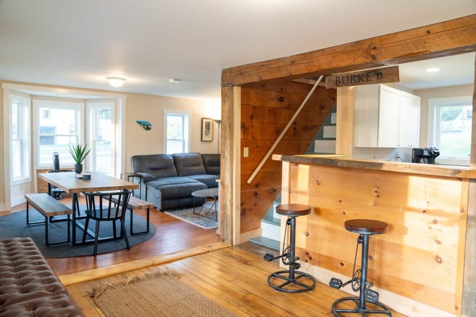Another view of the breakfast bar and living area.