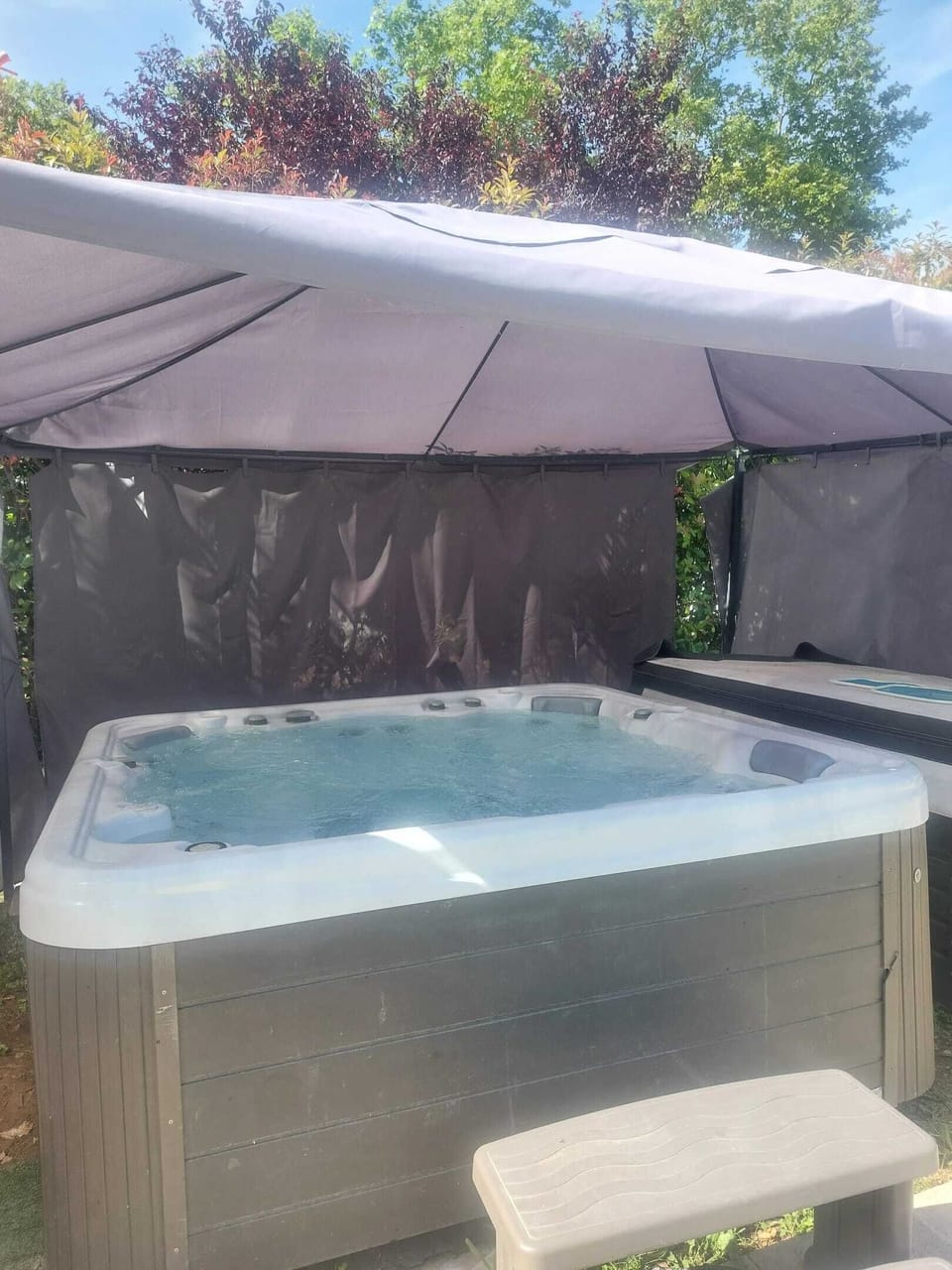Jacuzzi