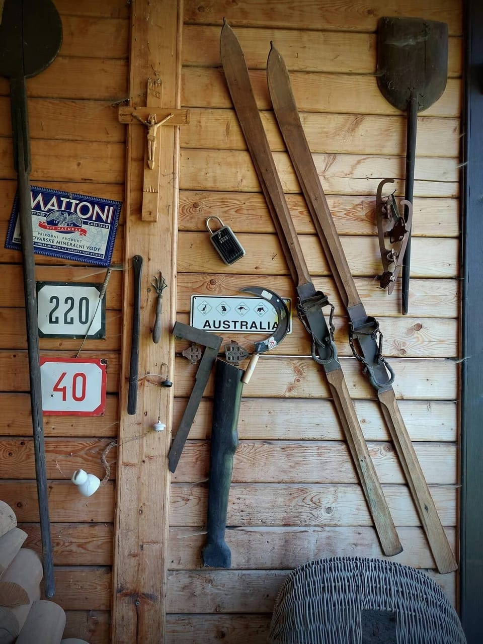 Old subjects in Grill space