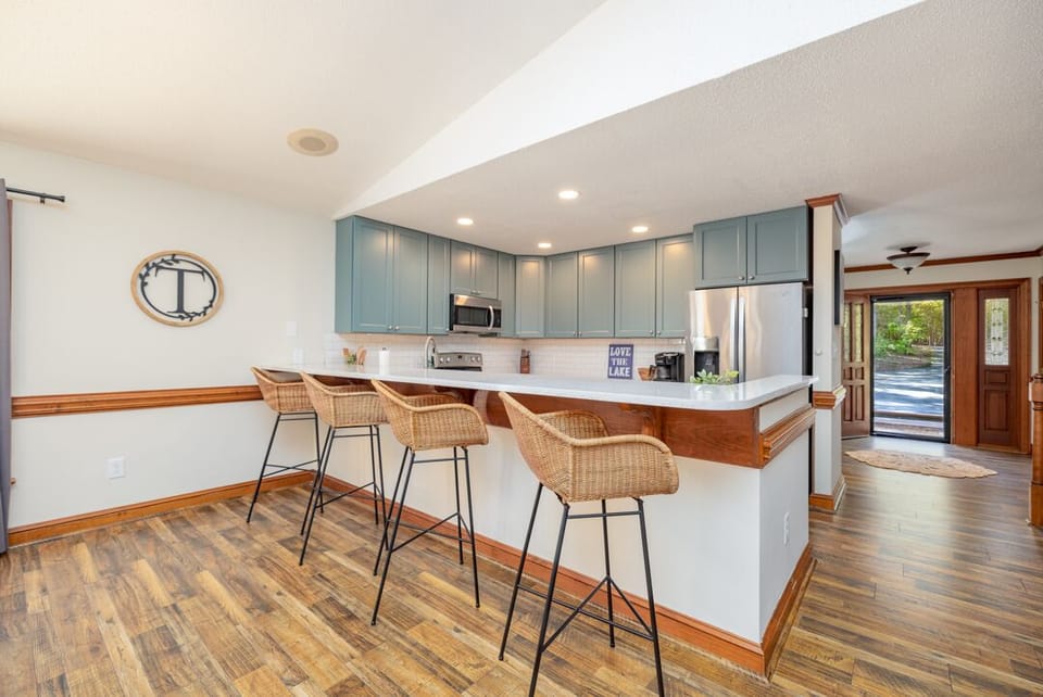 Breakfast Bar