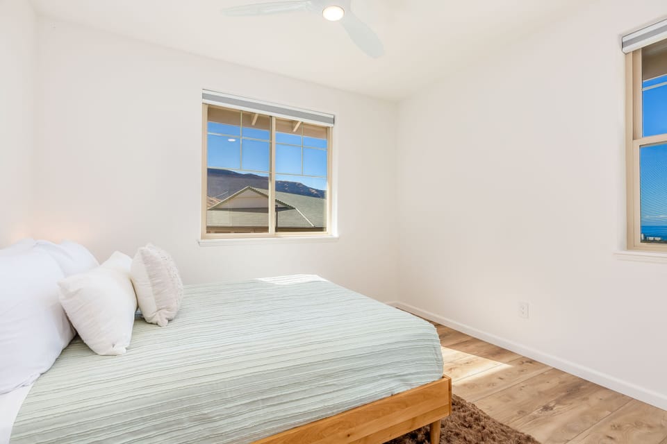 Upstairs Guest Bedroom Queen