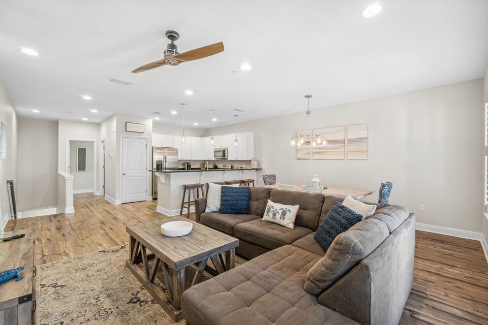 Living room/kitchen