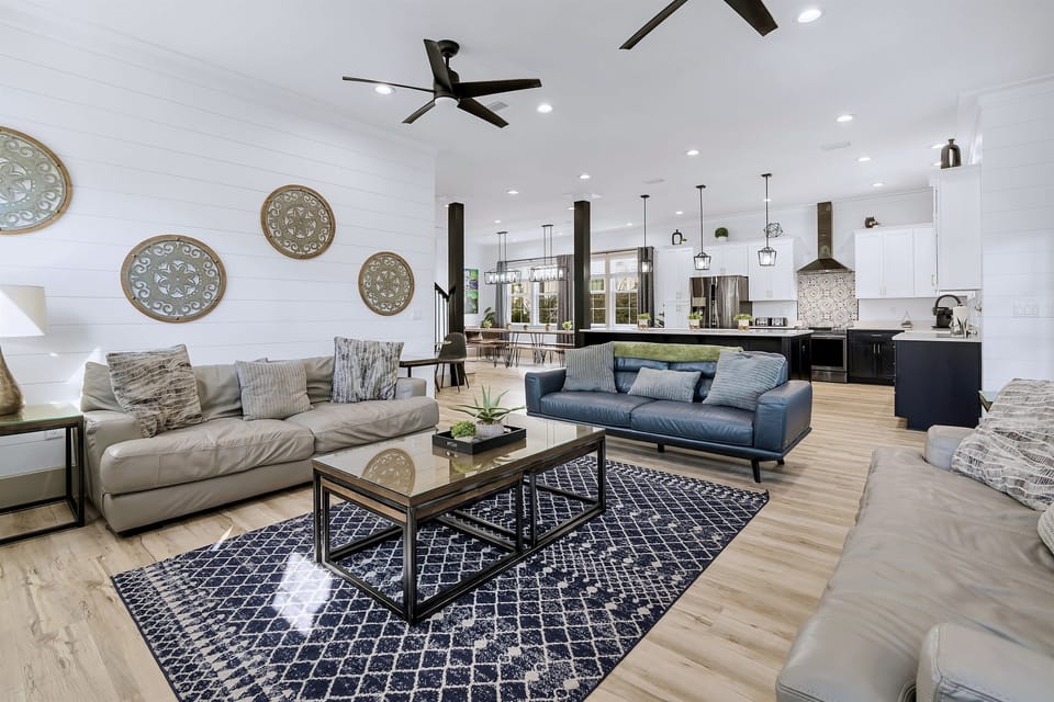 1st Floor - Living Room