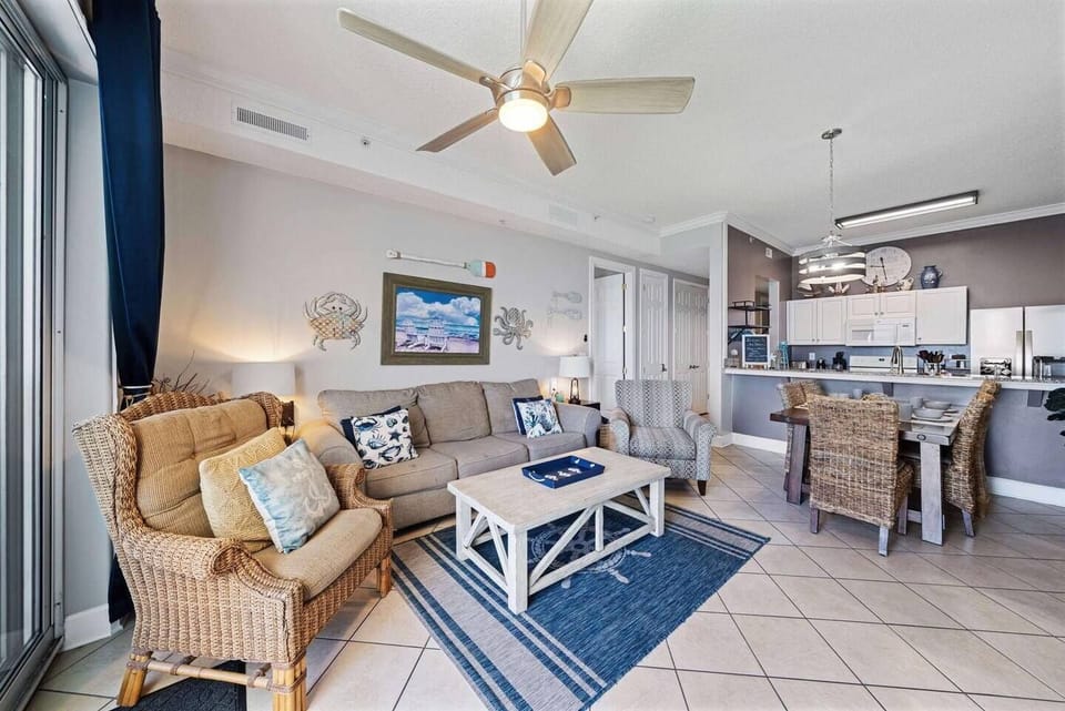 Open Floor Plan: Living Room & Dining Area