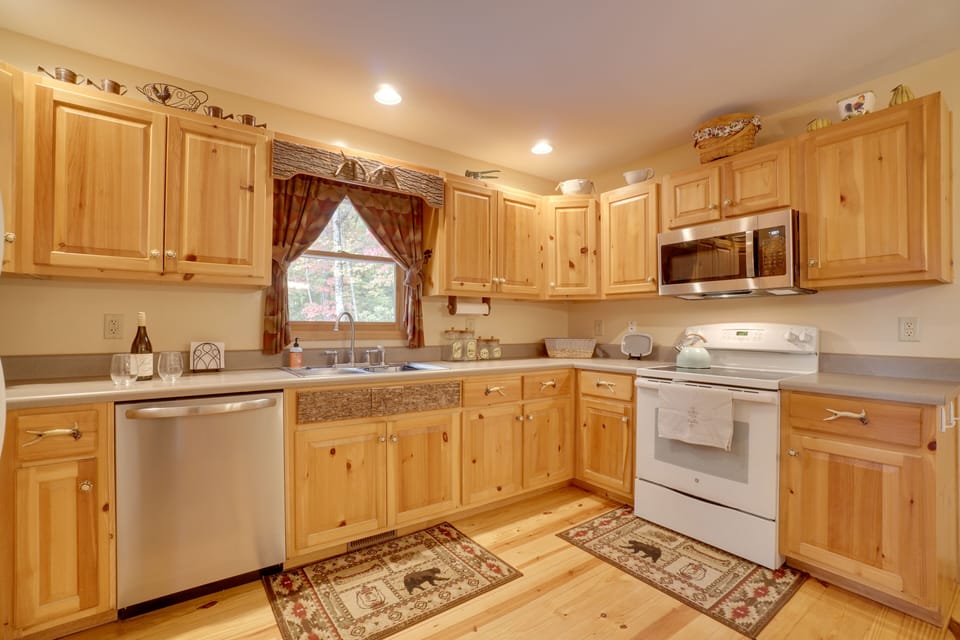 Kitchen | Coffee Maker | Spices | Blender | Toaster Oven | Cooking Basics