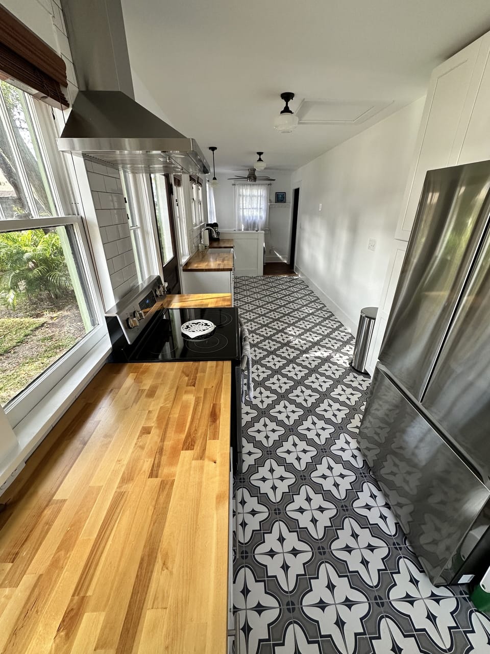 Brand new galley kitchen fully equipped. Just do your grocery shopping and cook!