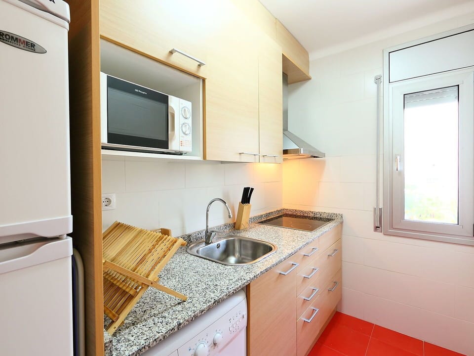 Room, Property, Countertop, Furniture, Cabinetry, Kitchen, House, Interior Design, Building, Floor