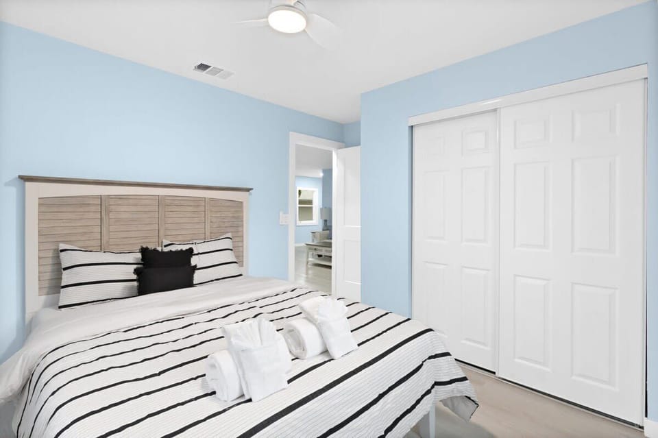 Guest Bedroom with Queen Posturepedic Mattress