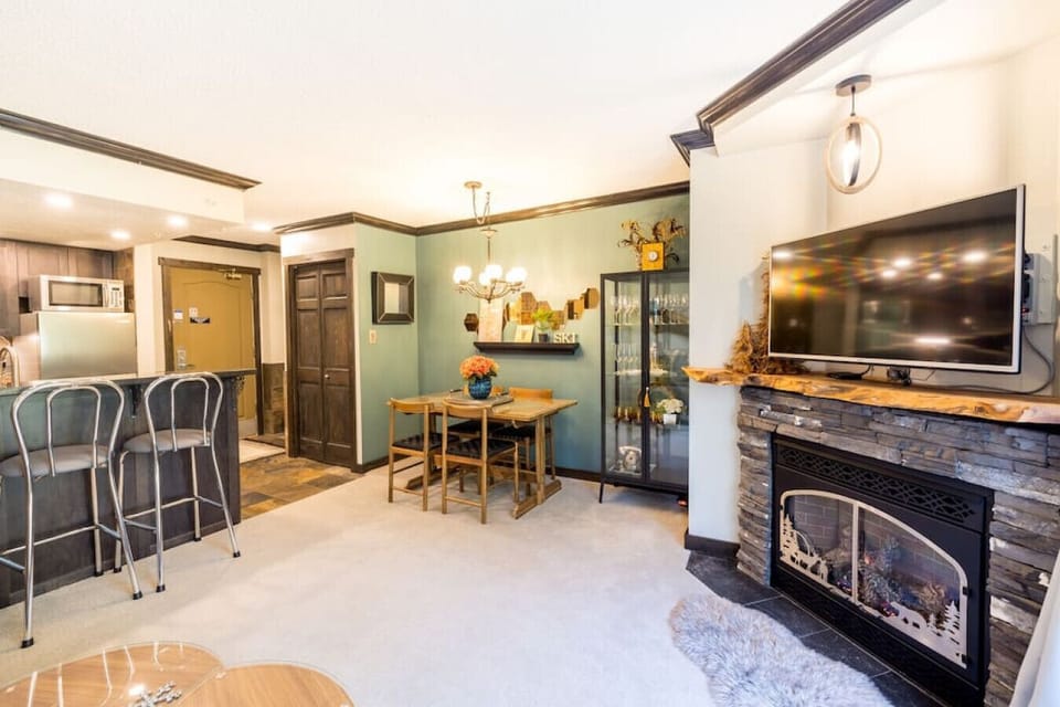 Kitchen/Living and Dining Room all on ONE SPACIOUS Floor