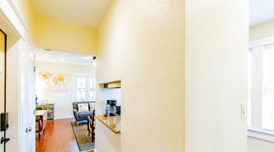 This little hallway connects the kitchen and the living room.