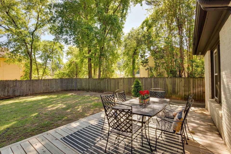 Deck | Single-Story Home