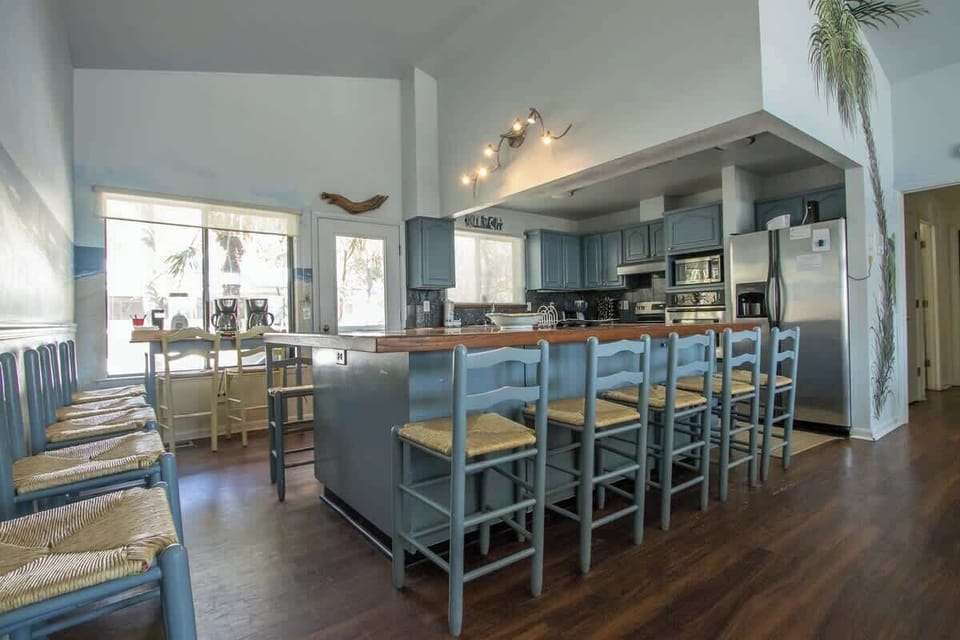 Dining Area and Kitchen