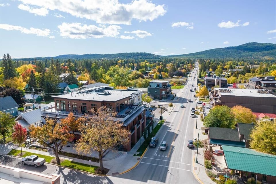 The Riverpark Flat in Downtown Whitefish (7200)